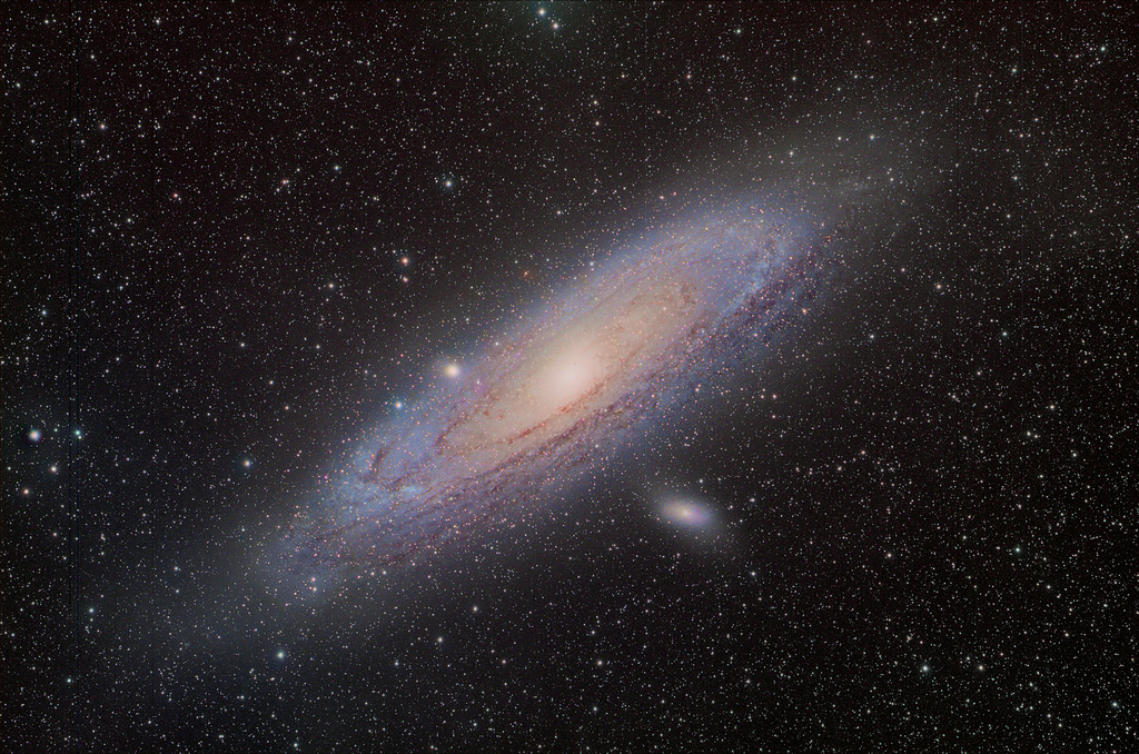 M31 / M32 by Tom Schmidtkunz 