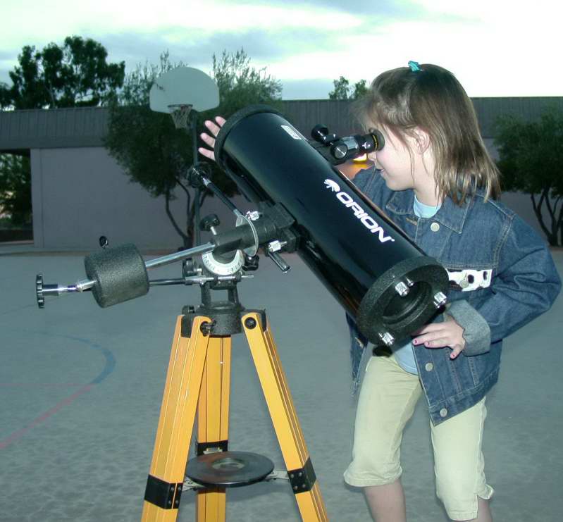 Kid with telescope - MAS image.