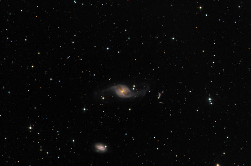 NGC 3718  by Tom Schmidtkunz 